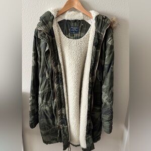 Abercrombie & Fitch Green Camouflage Jacket with White Sherpa Lining
